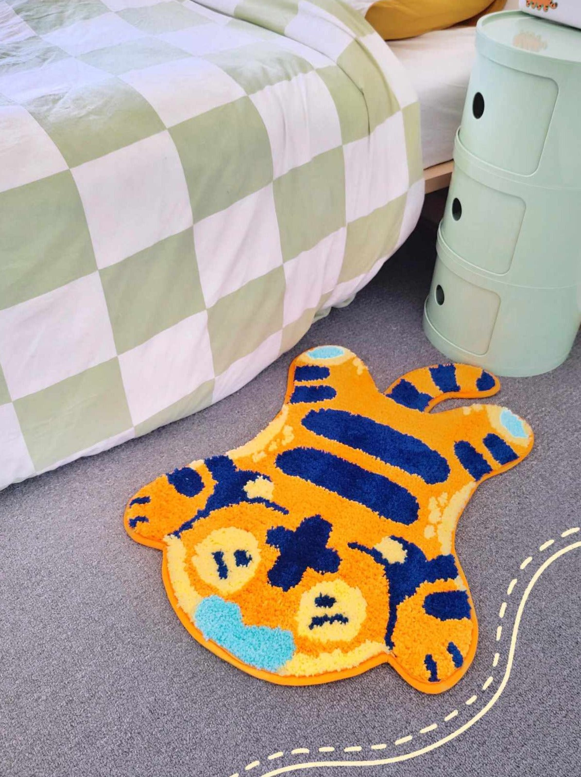 Sleepy Tiger Yarn Rug